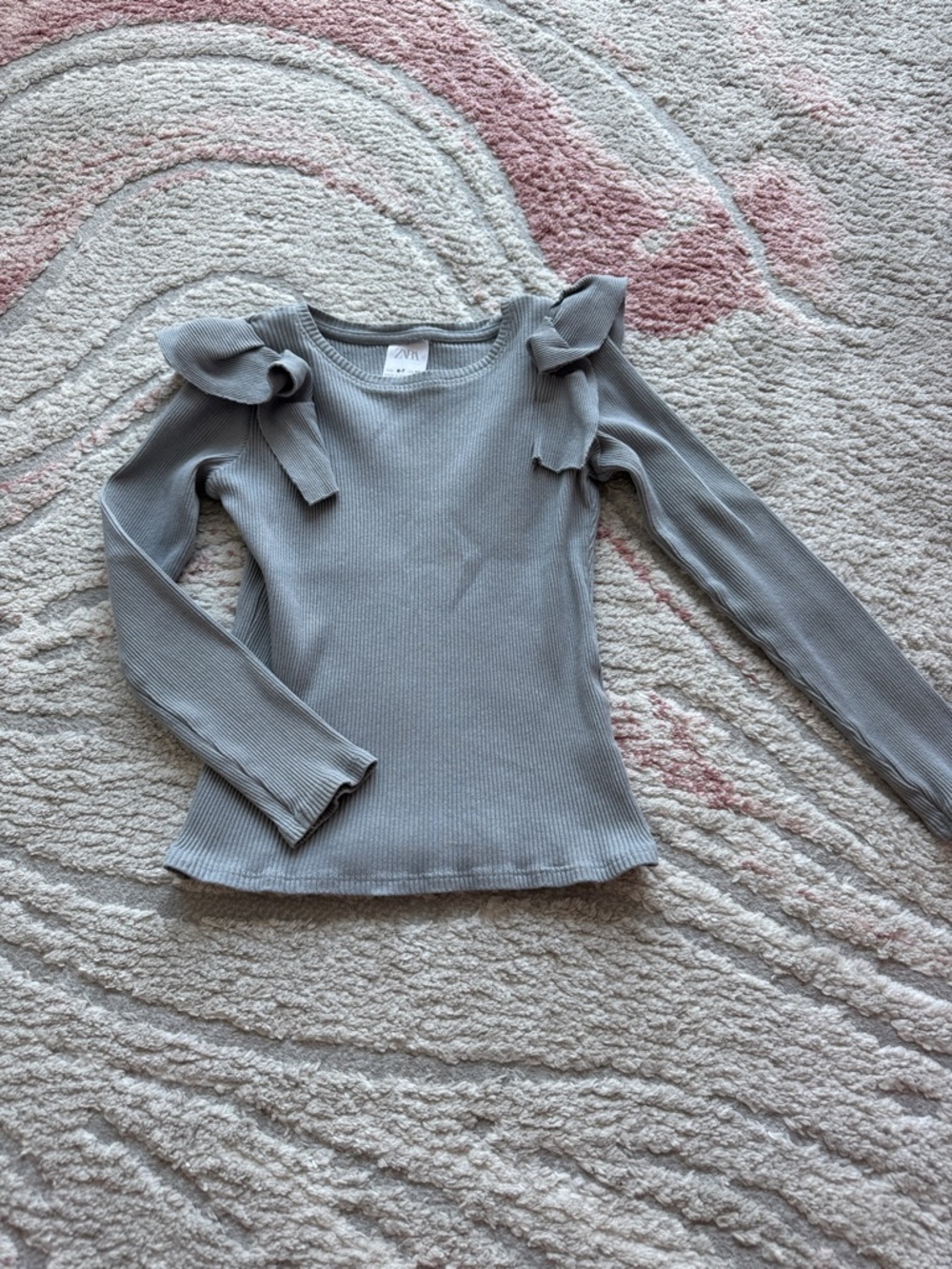 ZARA Ribbed Crew Neck Top in Heather Gray